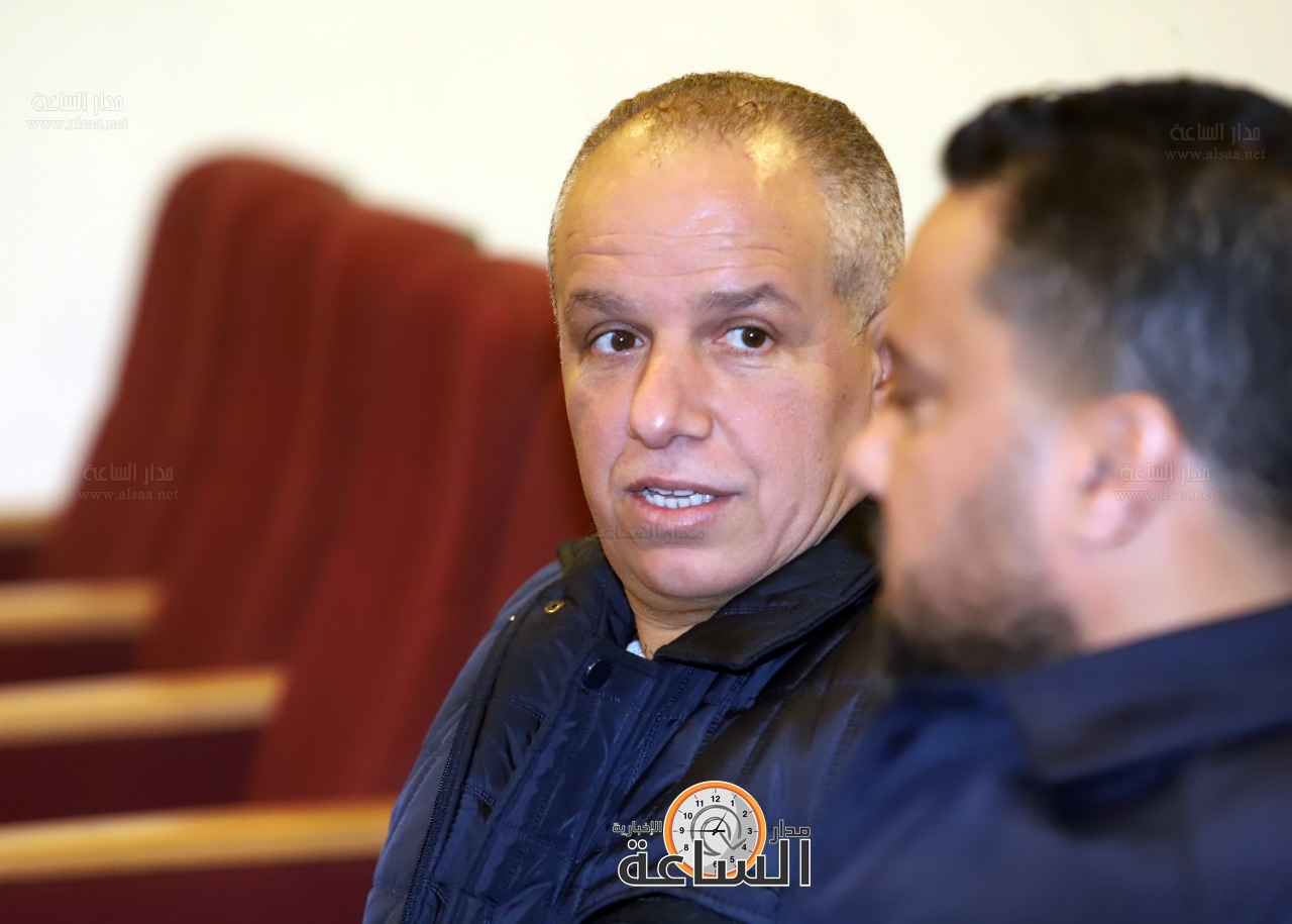 Madar Al-Saa Images 0.16516955490184781