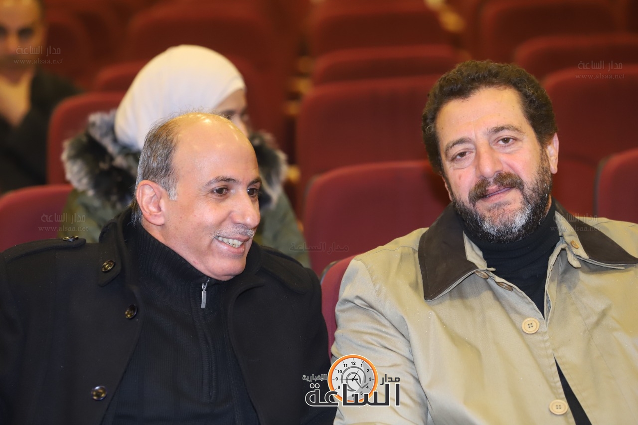 Madar Al-Saa Images 0.42389543578656885