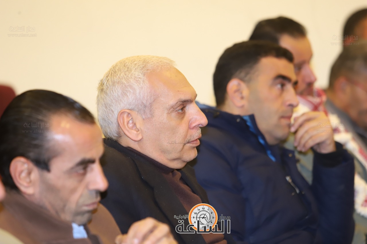 Madar Al-Saa Images 0.46648468790884634