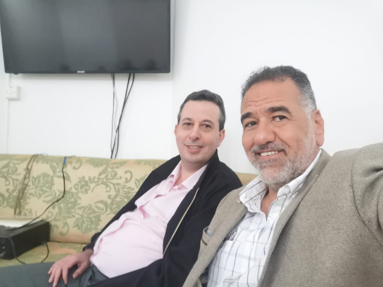Madar Al-Saa Images 0.04584708180224717