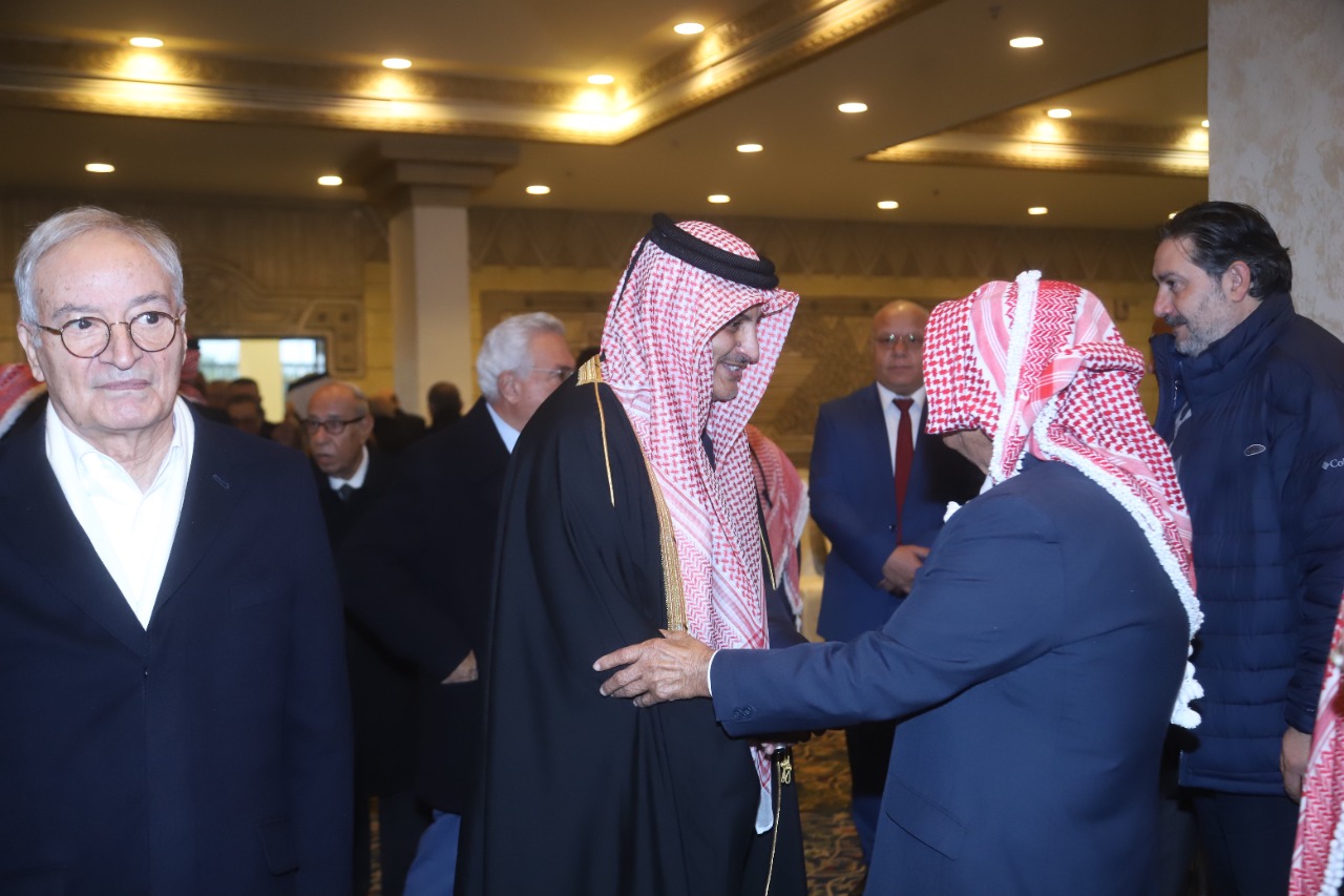 Madar Al-Saa Images 0.8213496303382632