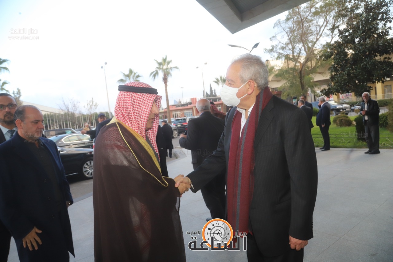 Madar Al-Saa Images 0.03891191239616543