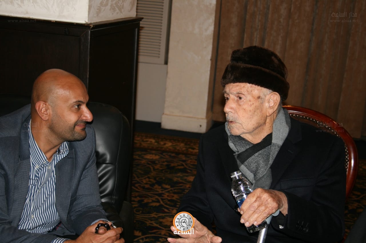 Madar Al-Saa Images 0.7047491593324887