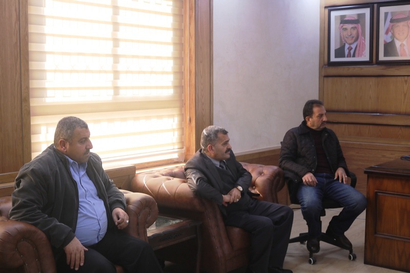 Madar Al-Saa Images 0.6705318982645734