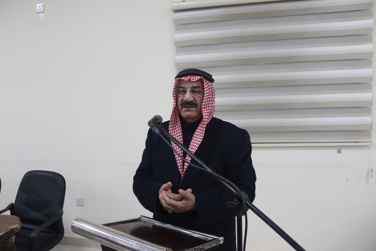 Madar Al-Saa Images 0.4420712136144218