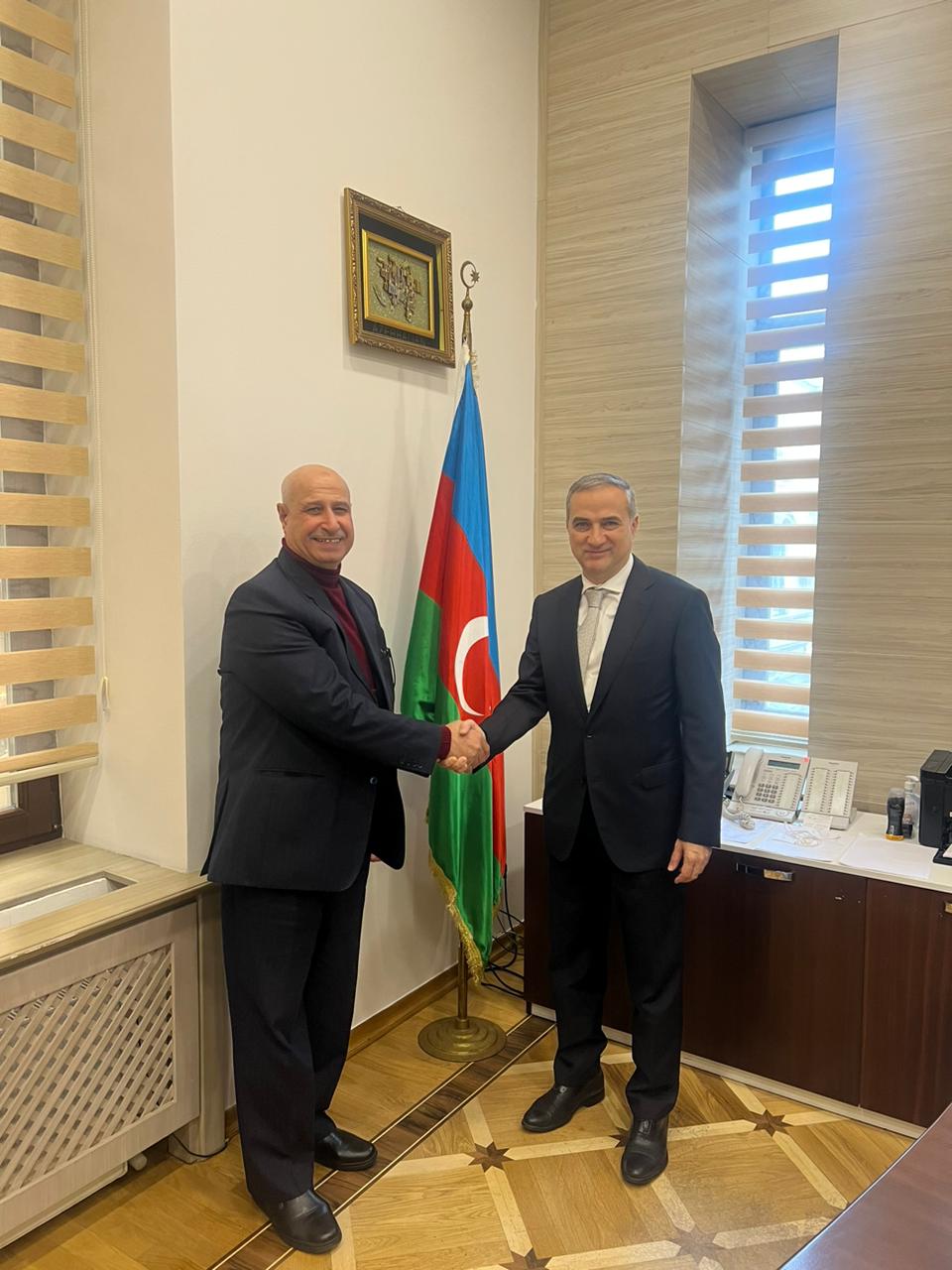 Madar Al-Saa Images 0.04929380411440576