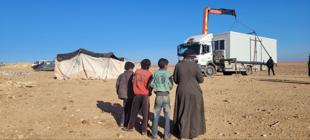 Madar Al-Saa Images 0.13715900035866024