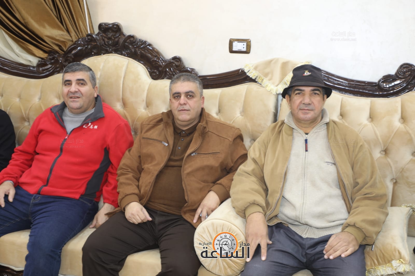 Madar Al-Saa Images 0.04285922361158223