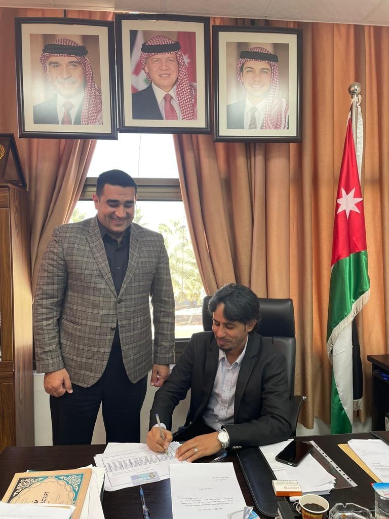 Madar Al-Saa Images 0.38157026101159386