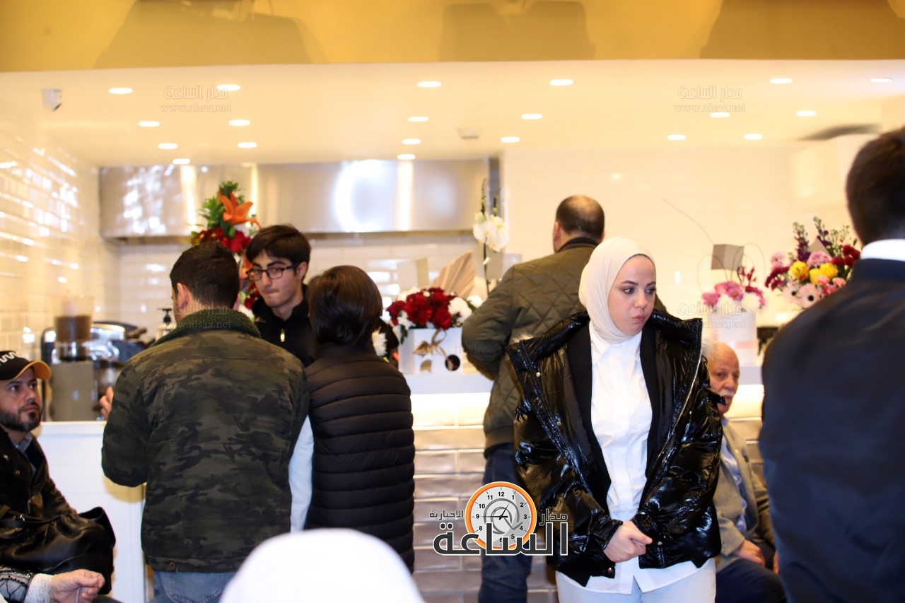 Madar Al-Saa Images 0.378074718222871