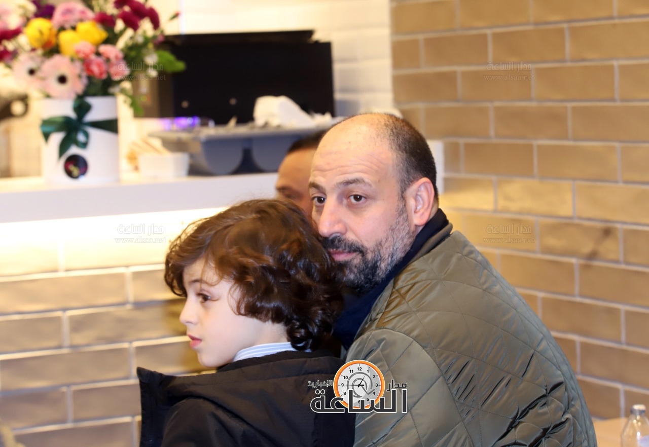 Madar Al-Saa Images 0.4095754330629049