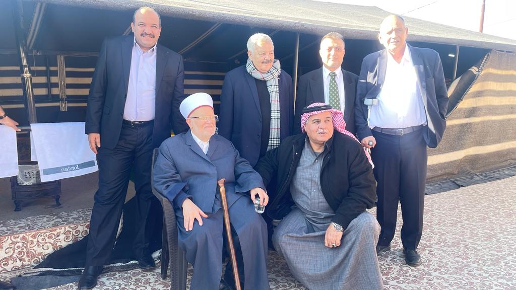 Madar Al-Saa Images 0.19294156288498399