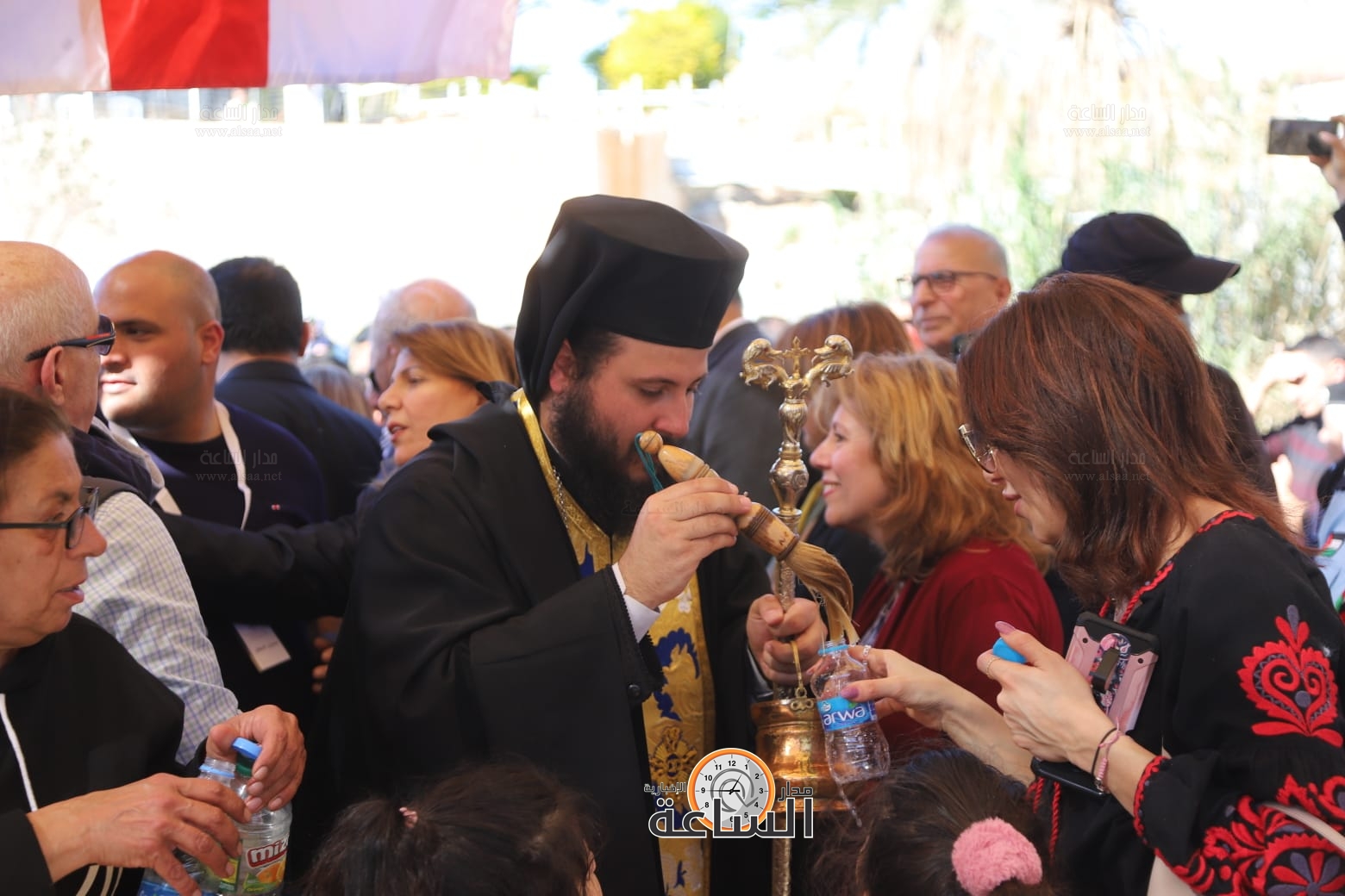 Madar Al-Saa Images 0.42623601440695147