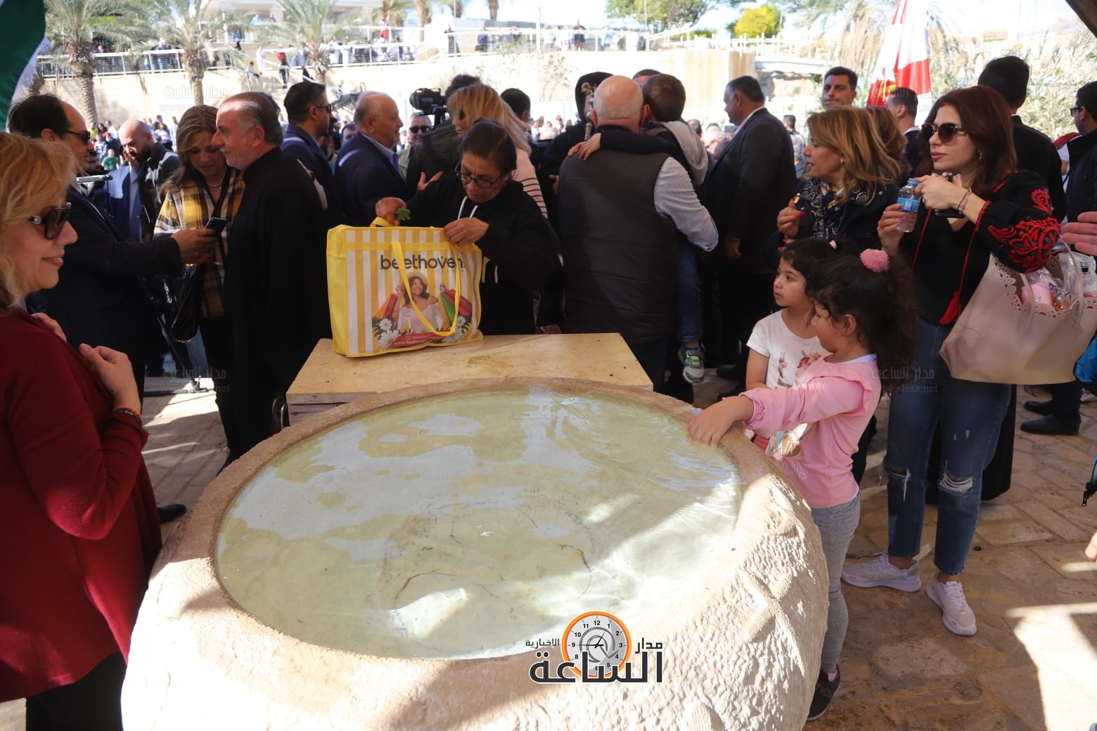 Madar Al-Saa Images 0.23200756952341062