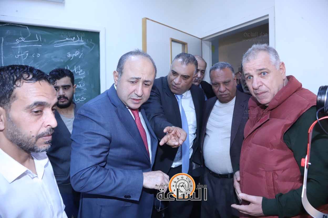 Madar Al-Saa Images 0.6874502706541485