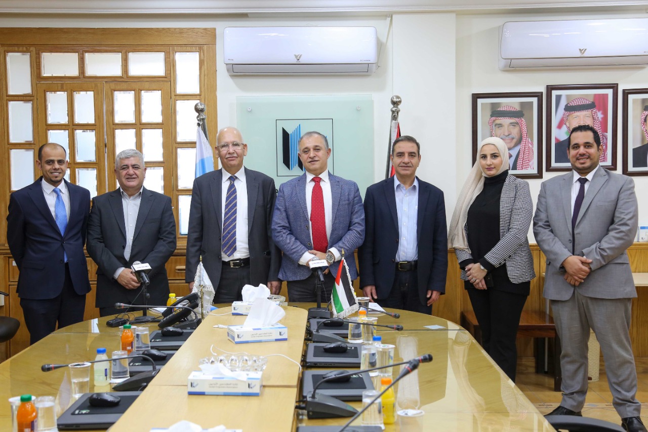 Madar Al-Saa Images 0.20509588483071783