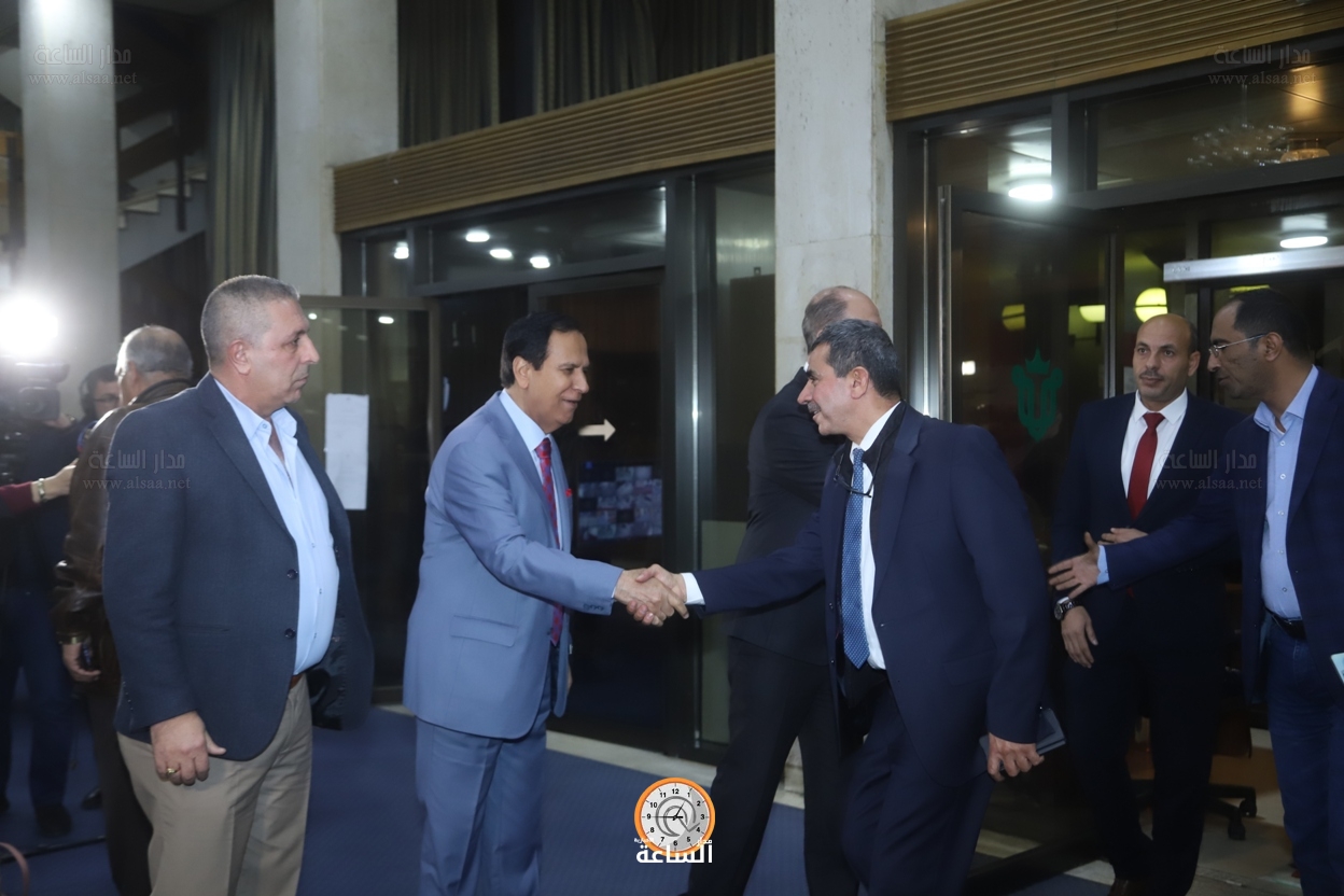 Madar Al-Saa Images 0.004888504418709916