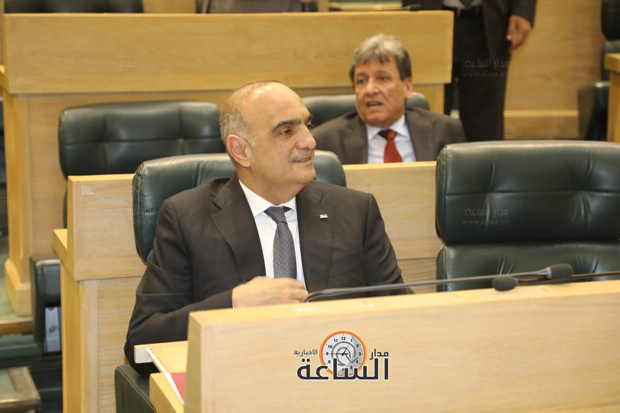 Madar Al-Saa Images 0.4466973815923374