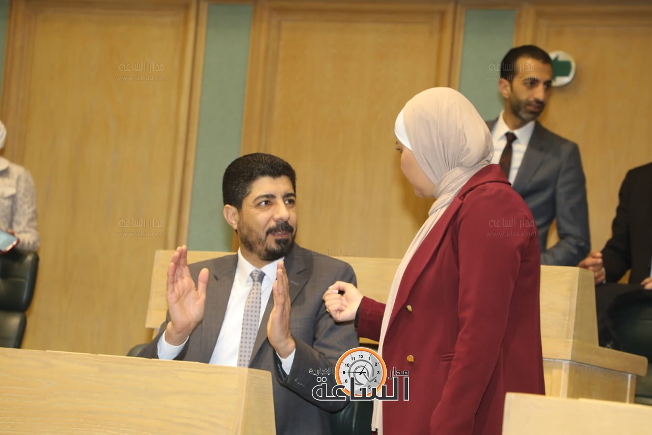 Madar Al-Saa Images 0.344611827159774