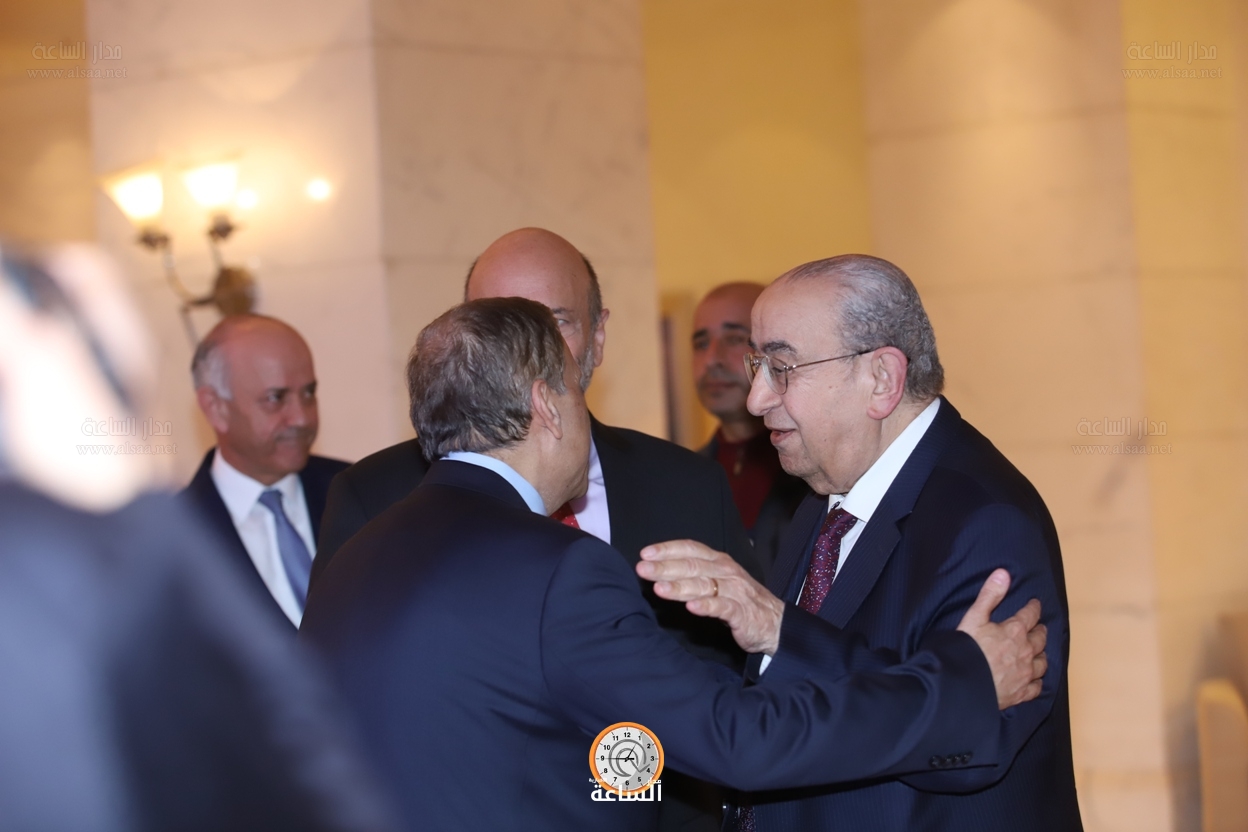 Madar Al-Saa Images 0.771996664568342