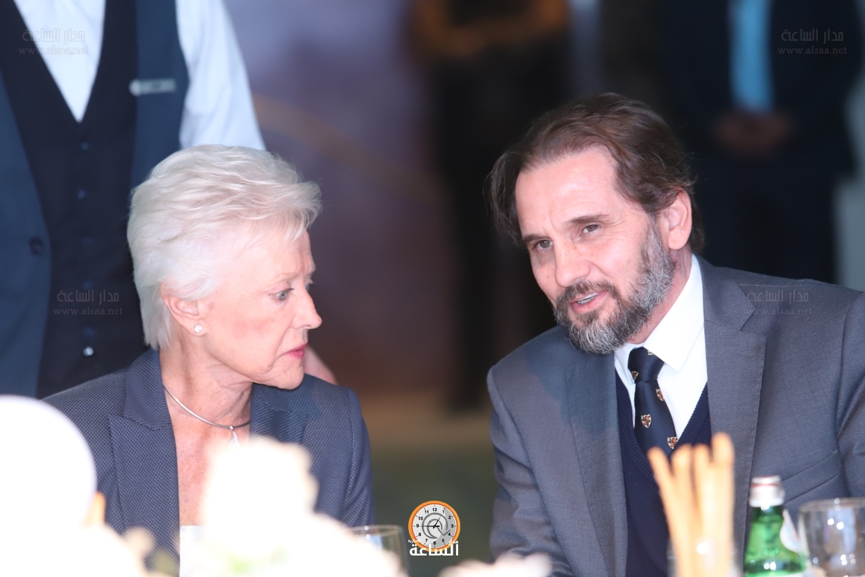 Madar Al-Saa Images 0.4810562959585791