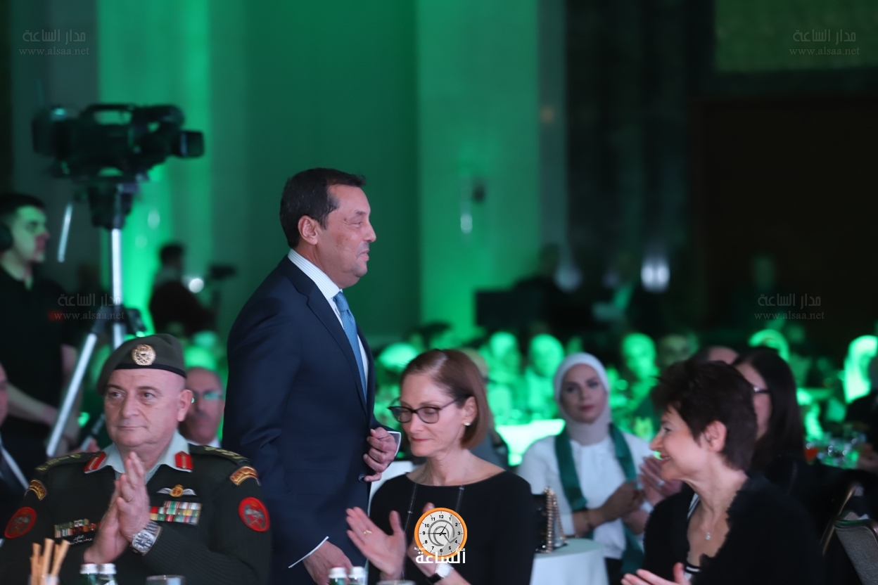 Madar Al-Saa Images 0.7610469643123716