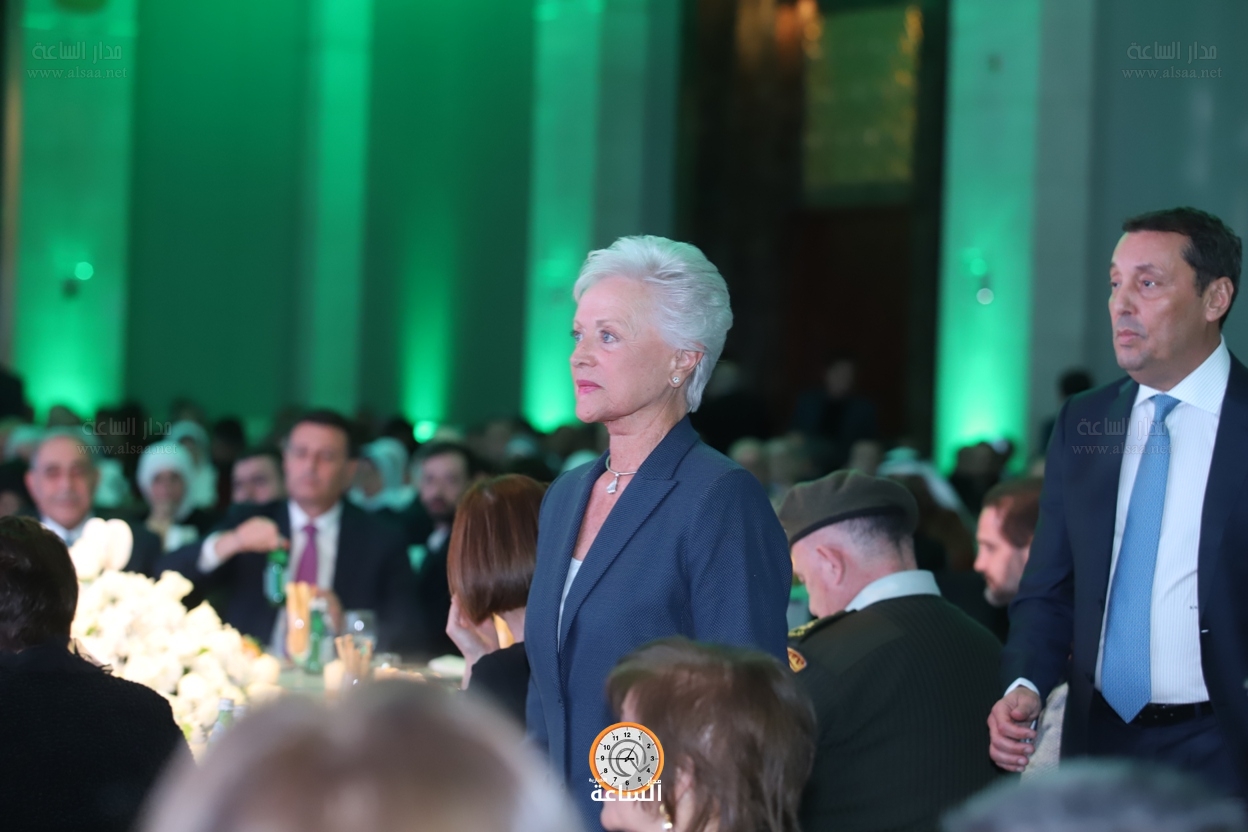 Madar Al-Saa Images 0.2947020552079658