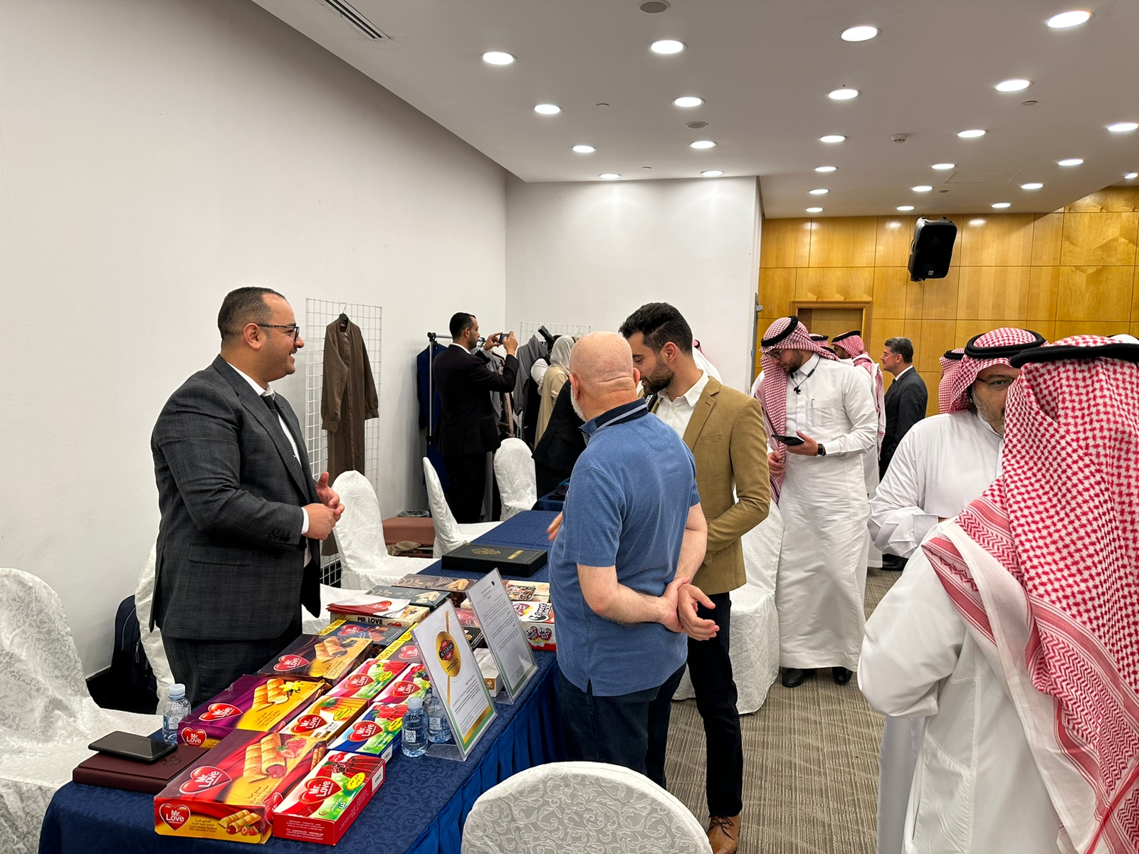 Madar Al-Saa Images 0.6132583844021329