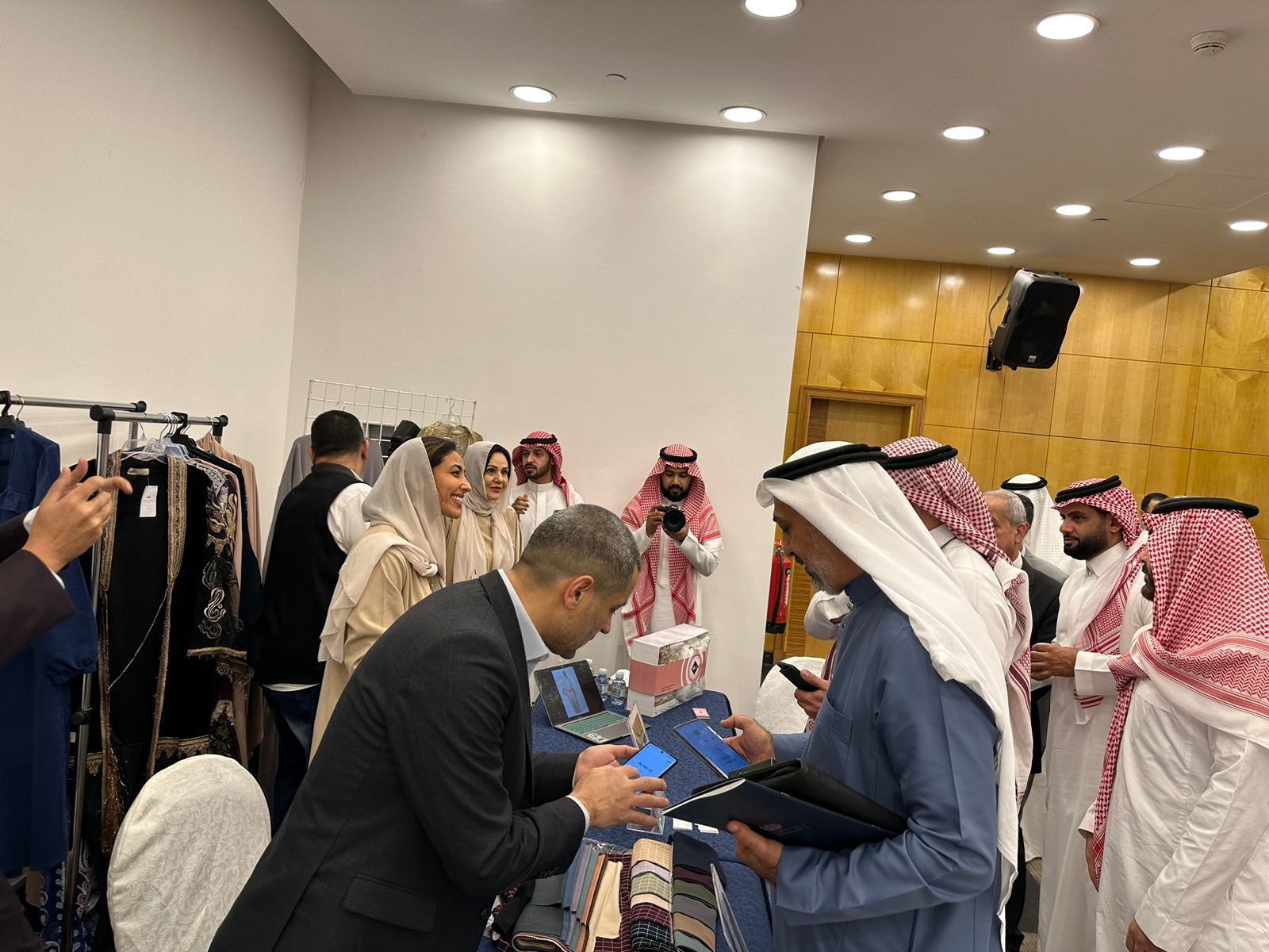 Madar Al-Saa Images 0.14554086690373969