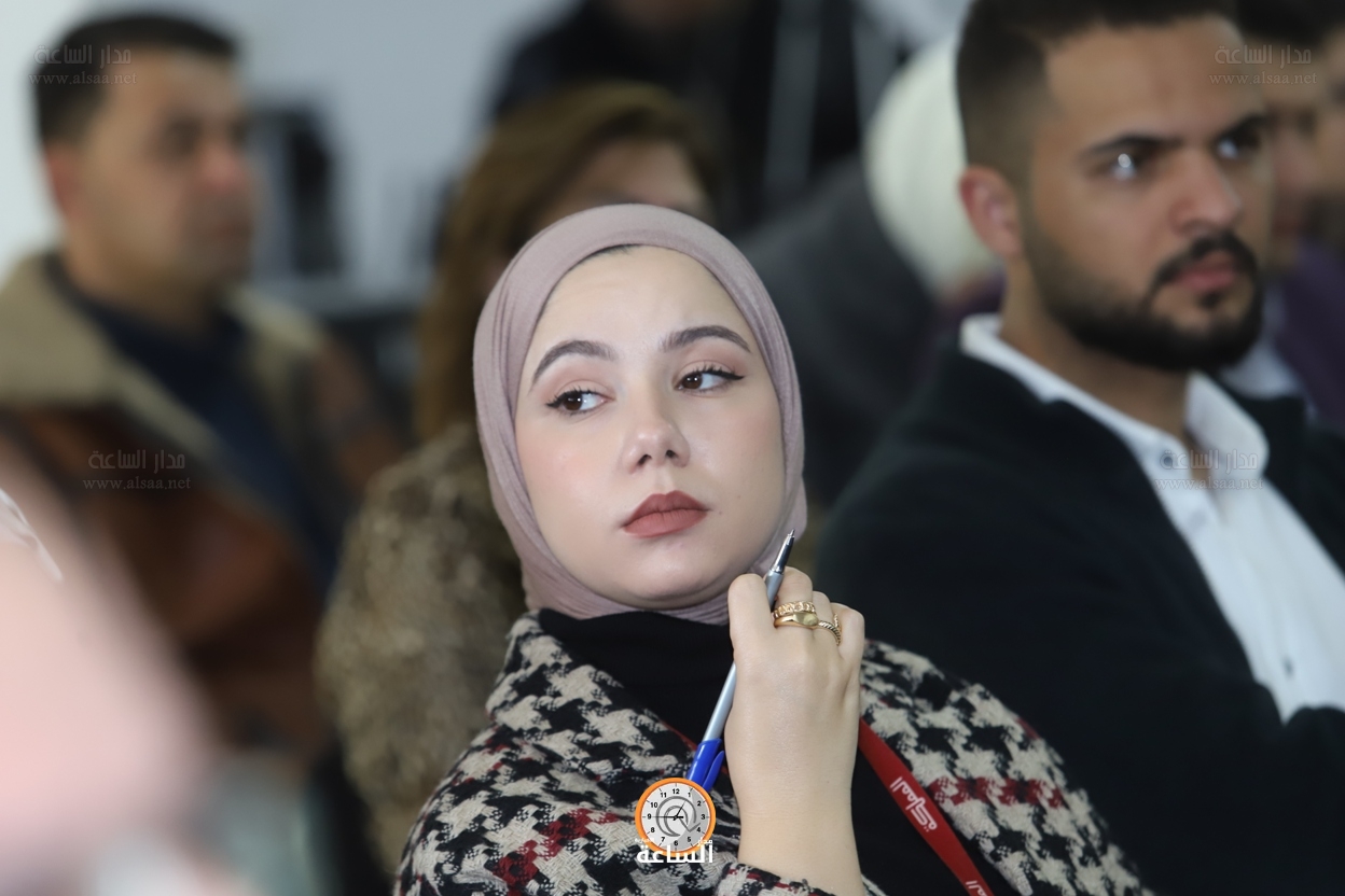 Madar Al-Saa Images 0.671330522806159