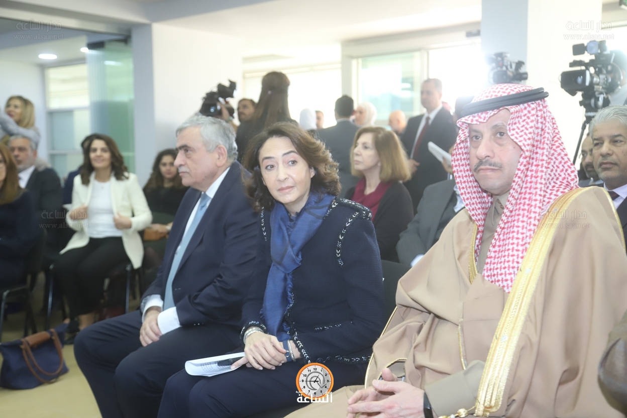 Madar Al-Saa Images 0.8062534342927472