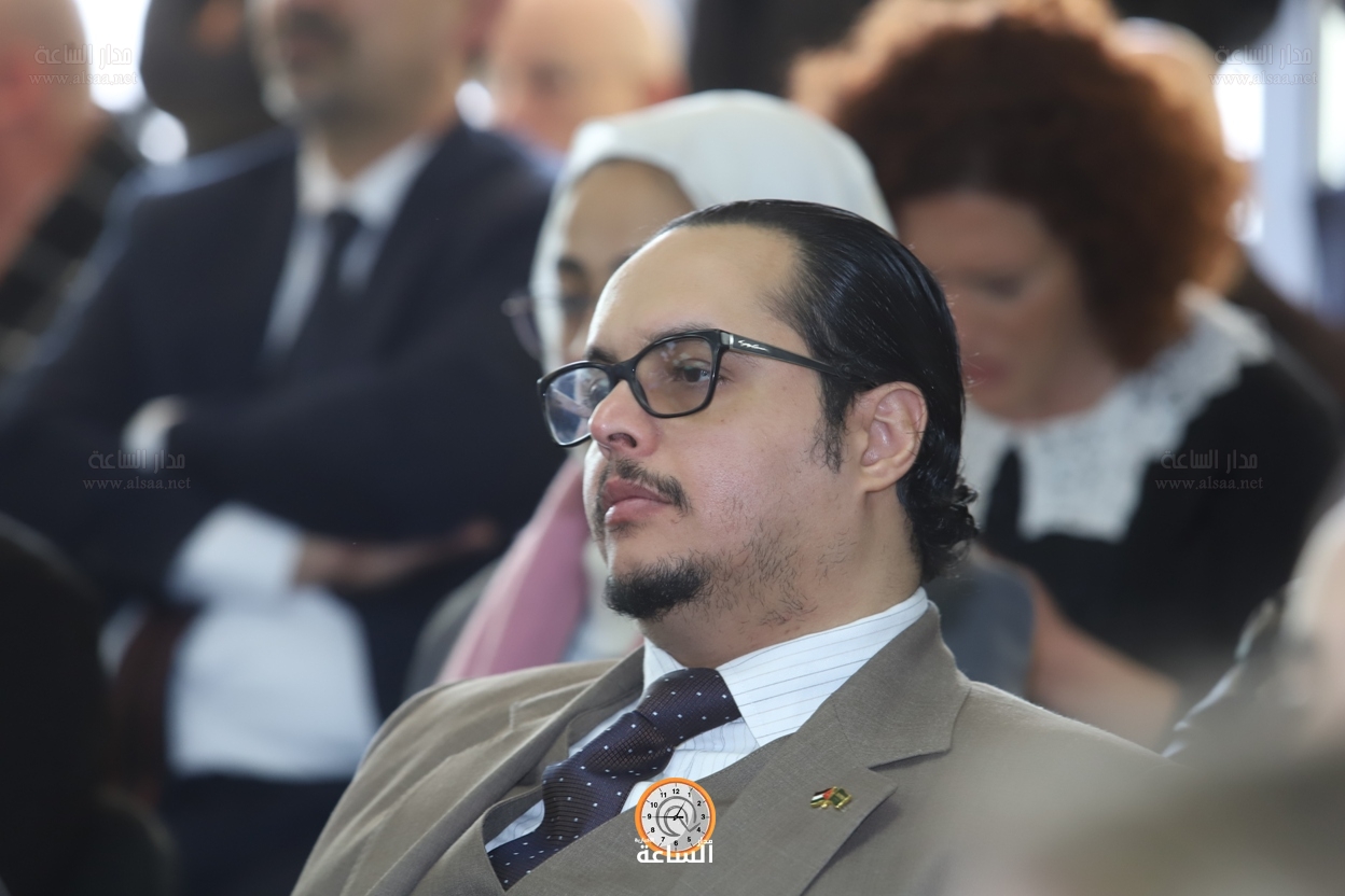 Madar Al-Saa Images 0.45258516929428083