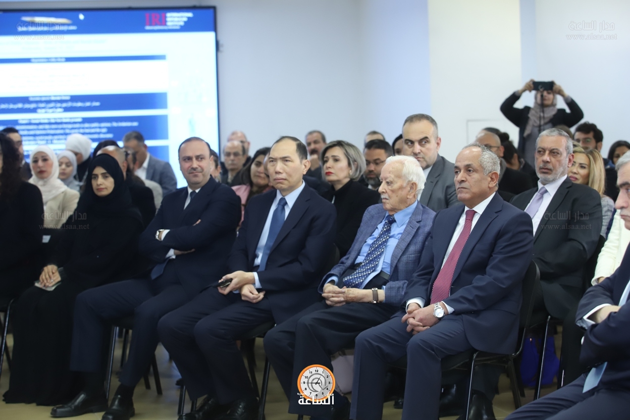 Madar Al-Saa Images 0.8888393752241268