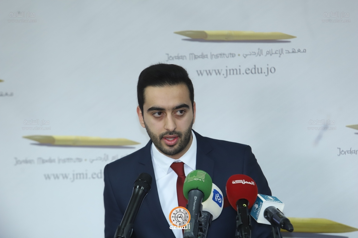 Madar Al-Saa Images 0.6252900762122162