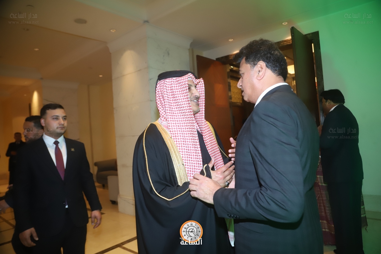 Madar Al-Saa Images 0.3870832137864153