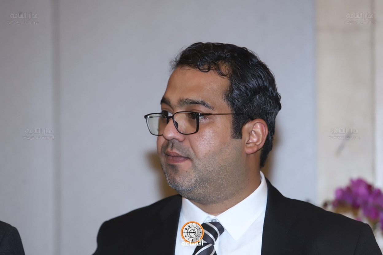 Madar Al-Saa Images 0.7326073064928629