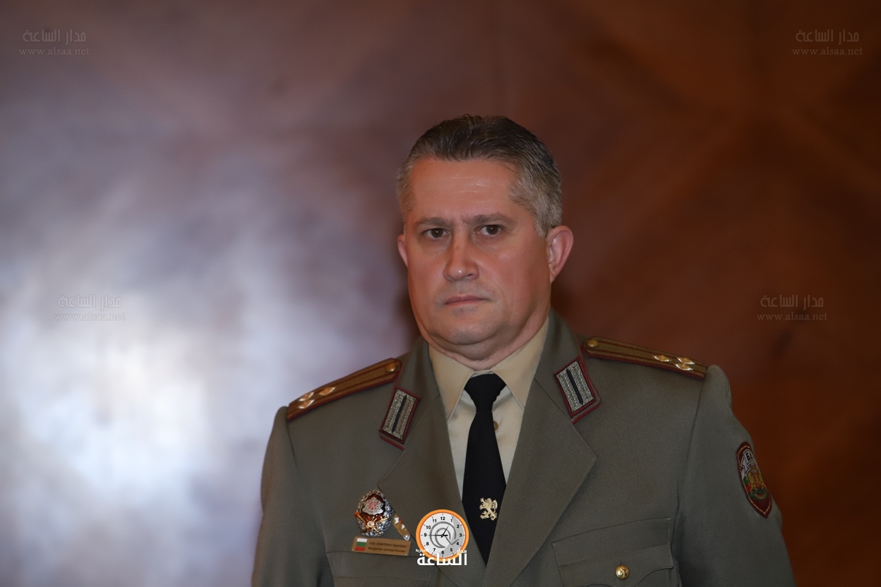 Madar Al-Saa Images 0.8963448540618246