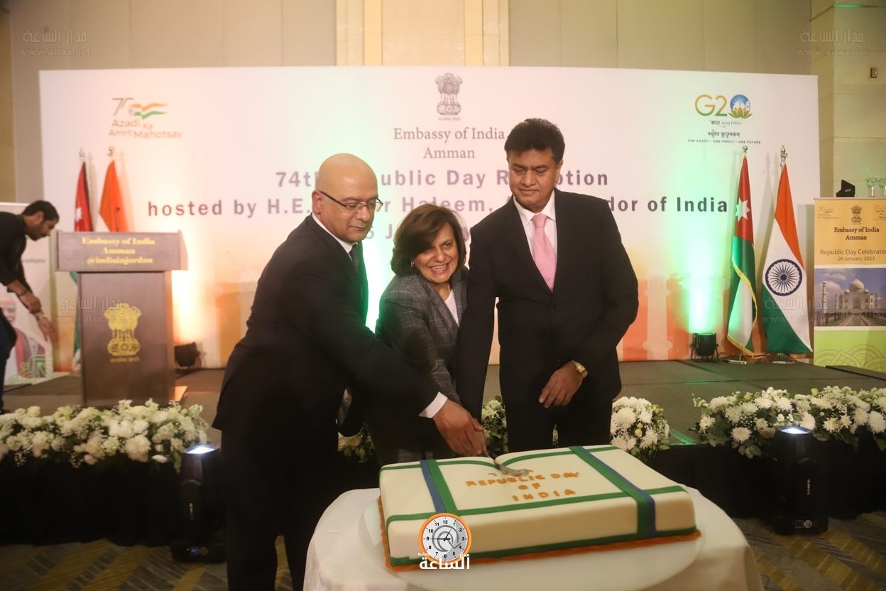 Madar Al-Saa Images 0.13333854211869878