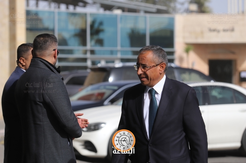 Madar Al-Saa Images 0.6205110124031614