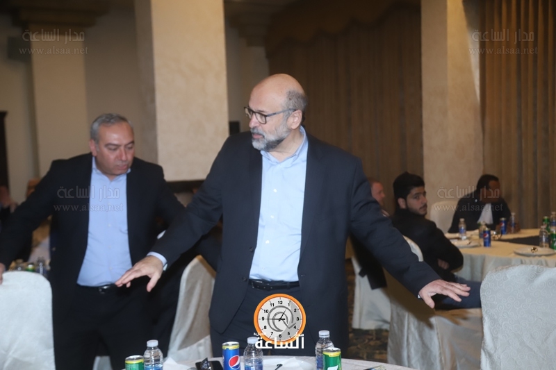 Madar Al-Saa Images 0.5834892605971147