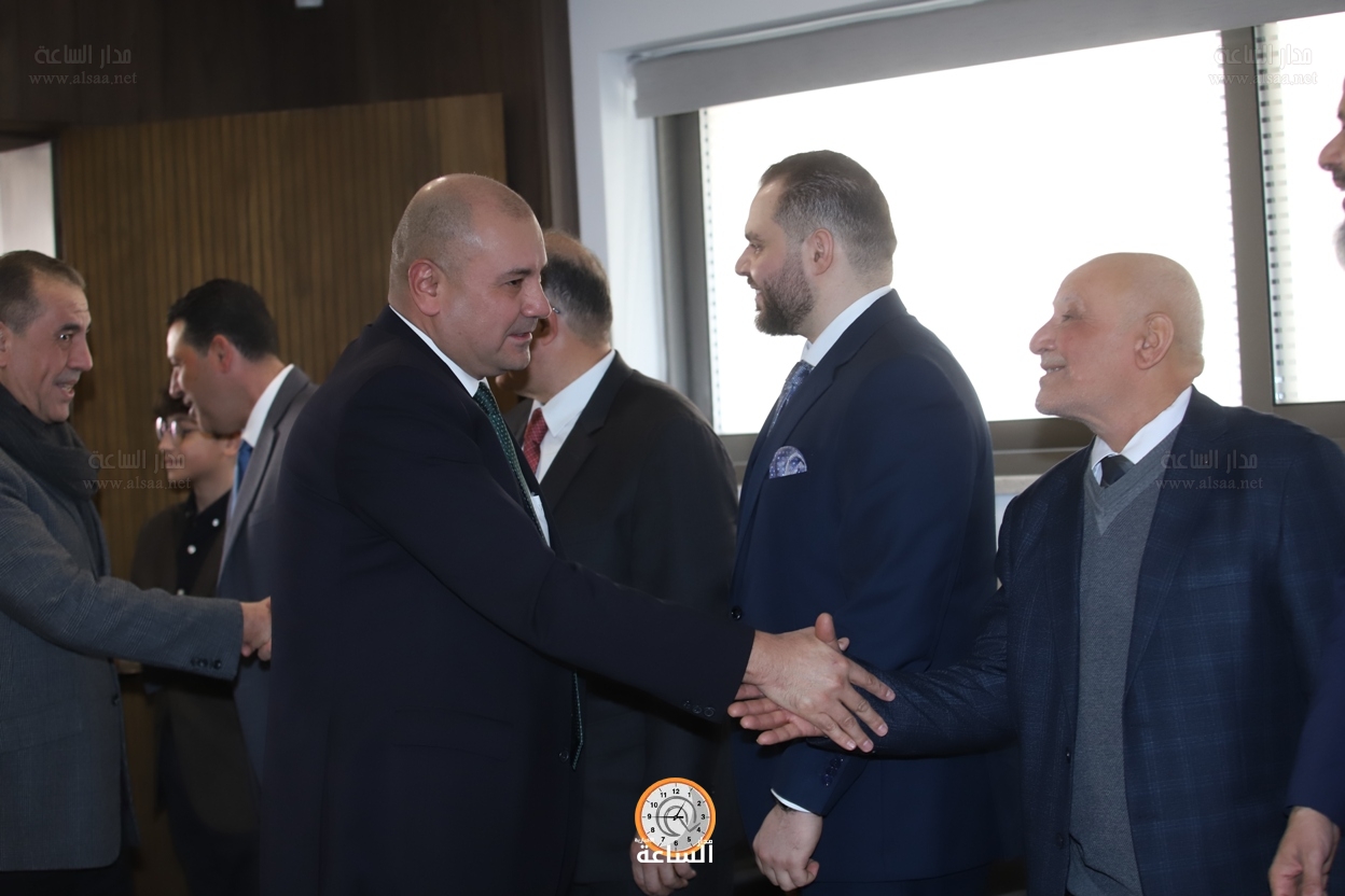 Madar Al-Saa Images 0.887410079684769