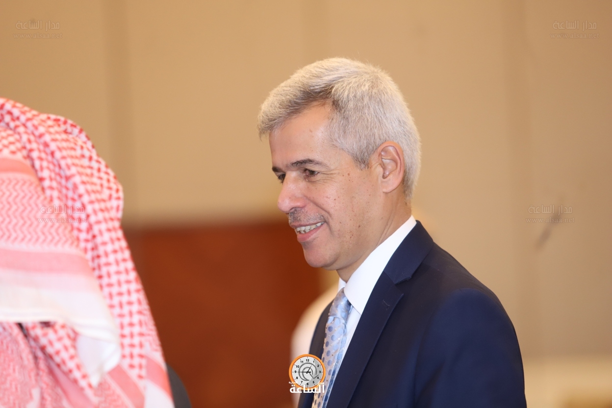 Madar Al-Saa Images 0.7587631002210844