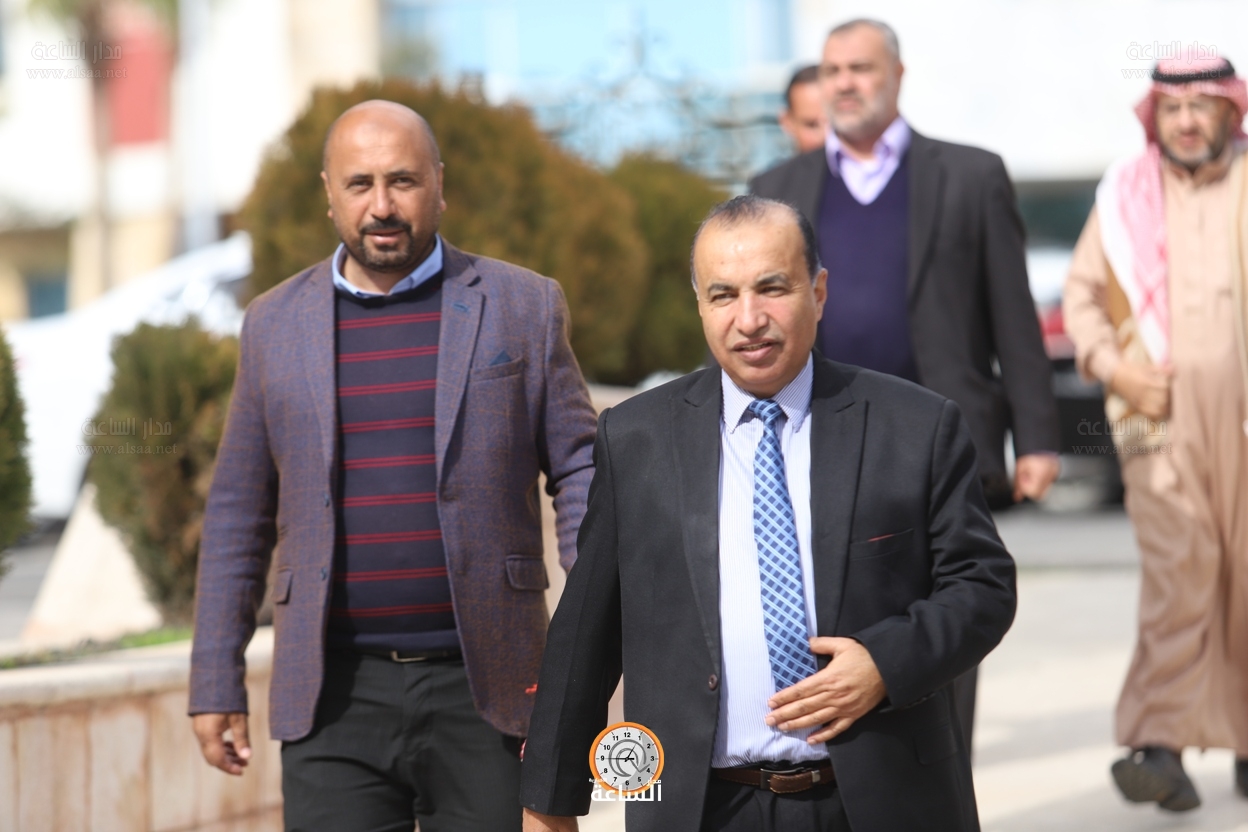 Madar Al-Saa Images 0.6359375999480392