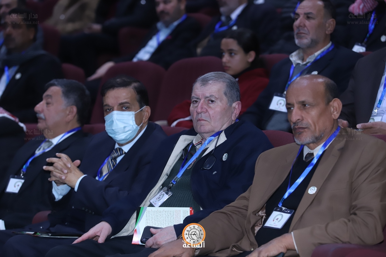 Madar Al-Saa Images 0.03194046113111226