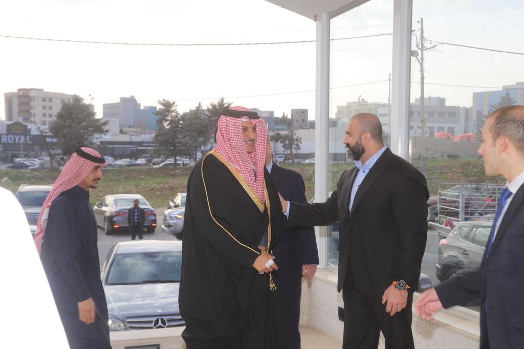 Madar Al-Saa Images 0.8514351230019213