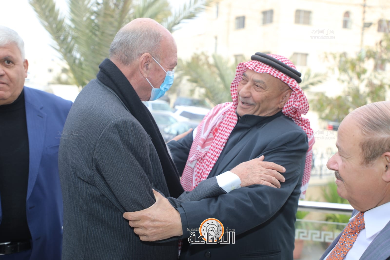 Madar Al-Saa Images 0.4152174715420607