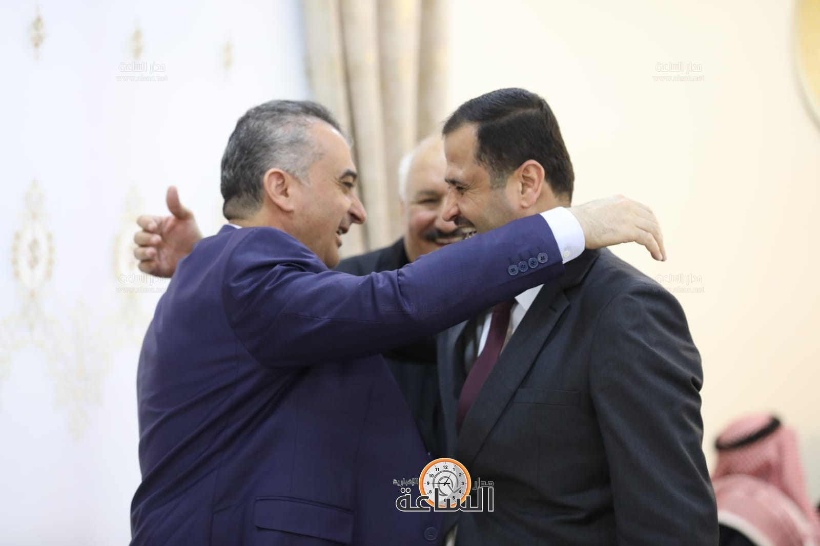 Madar Al-Saa Images 0.6136673873165049