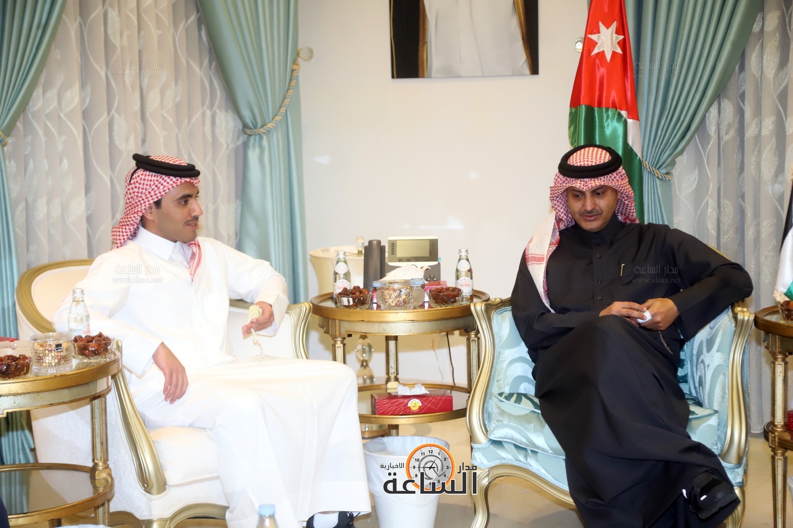 Madar Al-Saa Images 0.33263597206833495