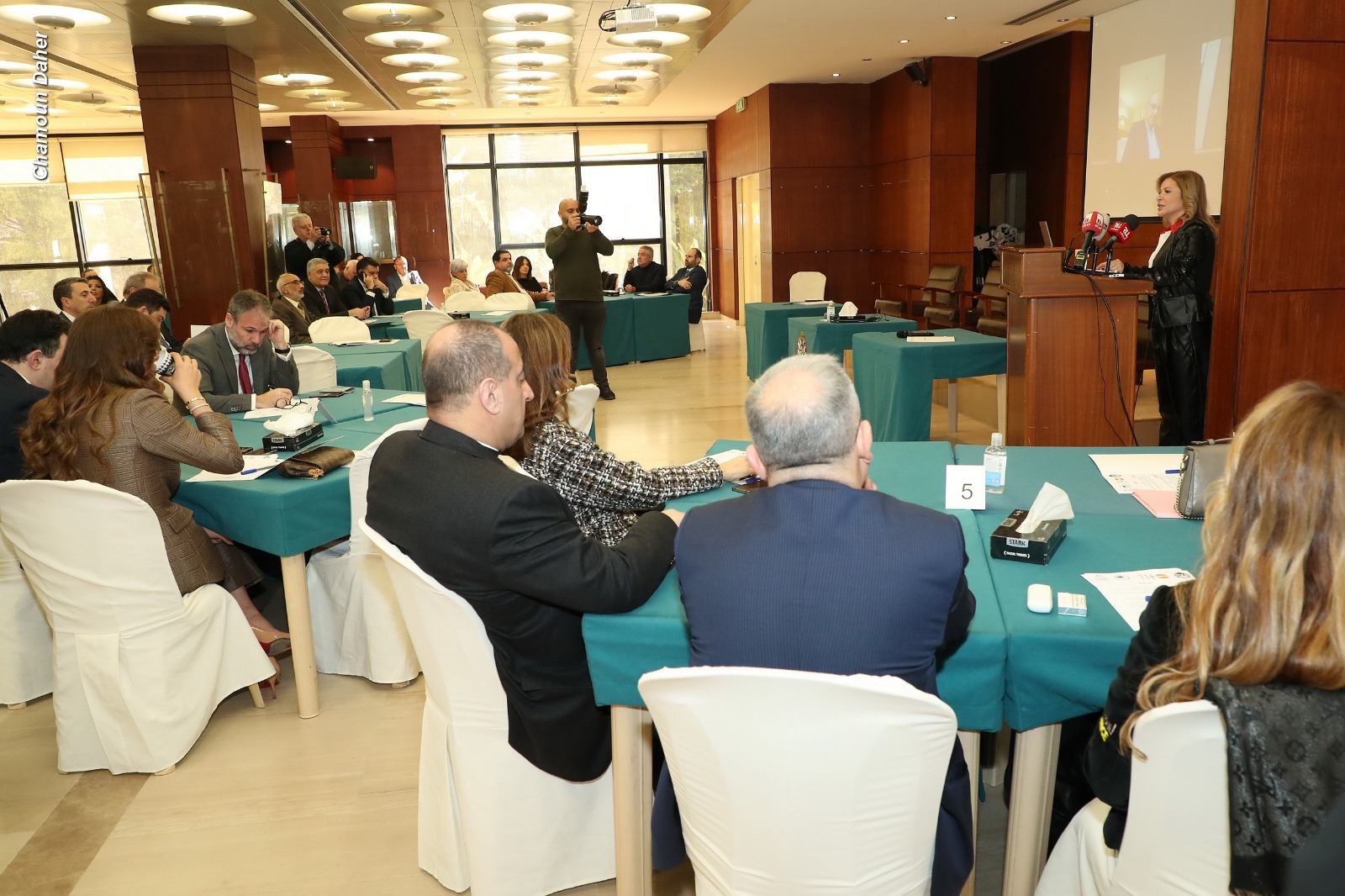 Madar Al-Saa Images 0.4892357696829792