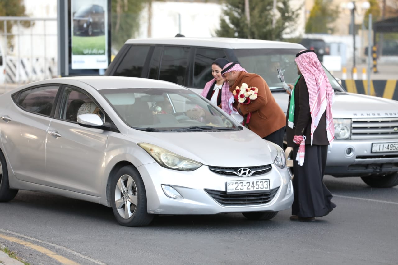 Madar Al-Saa Images 0.49997207893720774